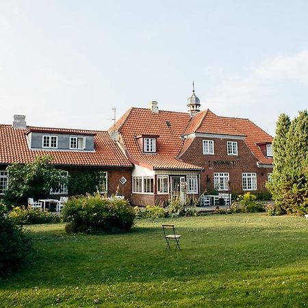 Langebjerg Pension & Spisested إلينغه المظهر الخارجي الصورة
